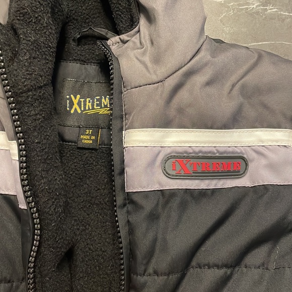 3t winter coat - Picture 2 of 3